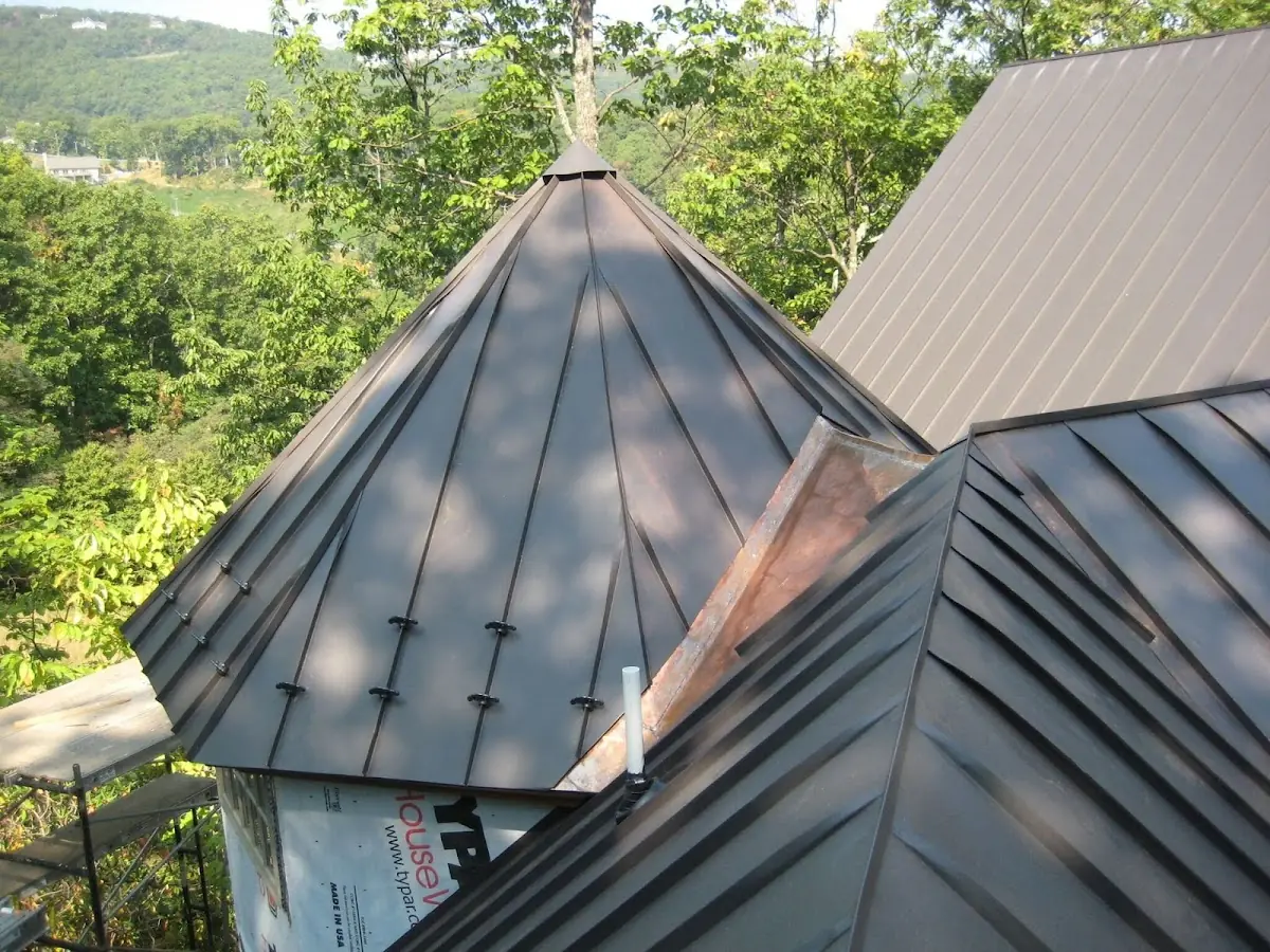 Professional Roof Tarp Installation by Craftsman Roofing in Columbia